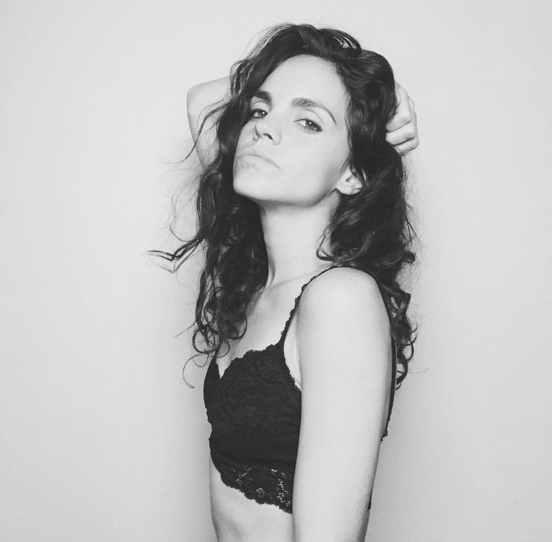 “Trato de vivir en clave poética”