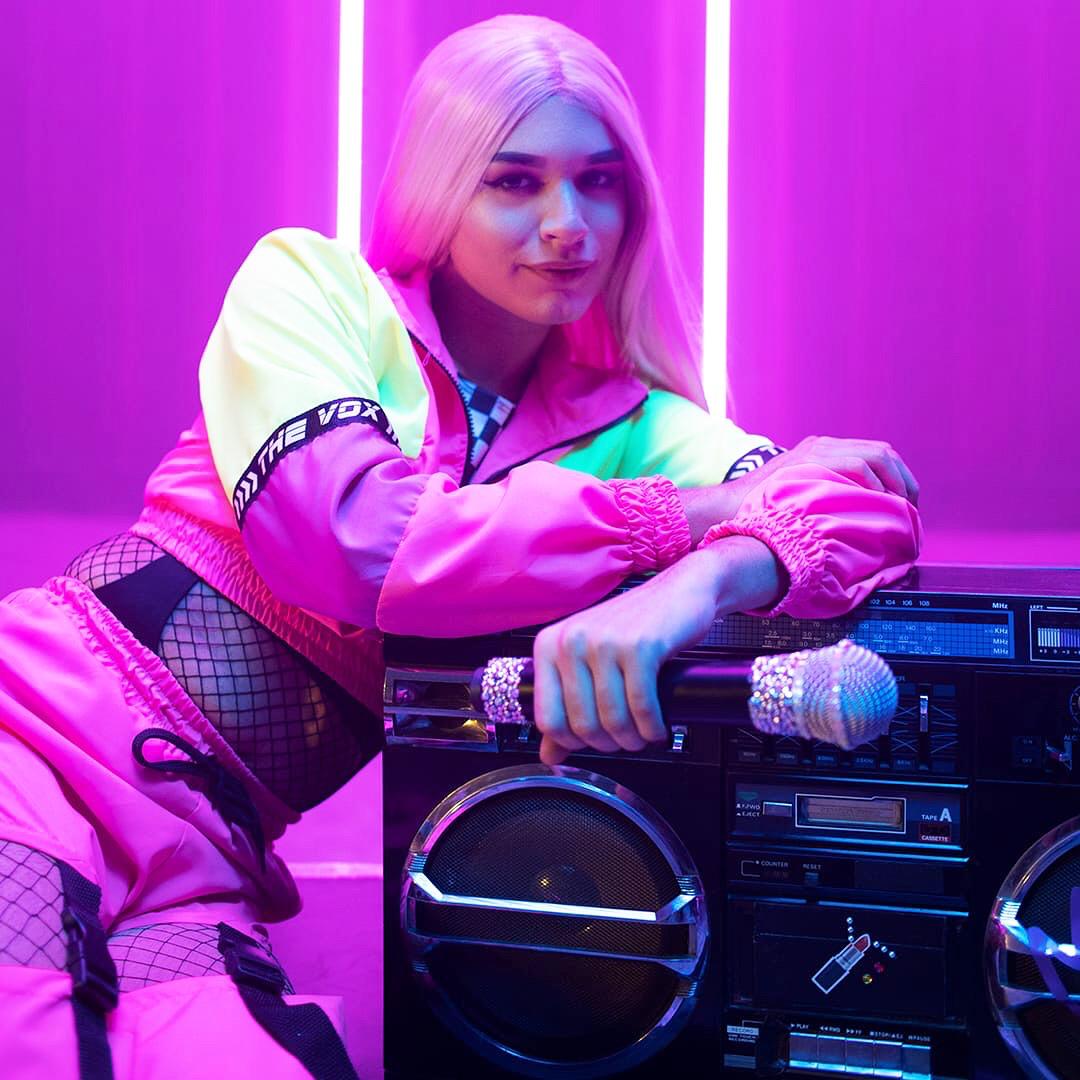 “Los que tenemos tan poco ayudamos a los que no tienen nada”